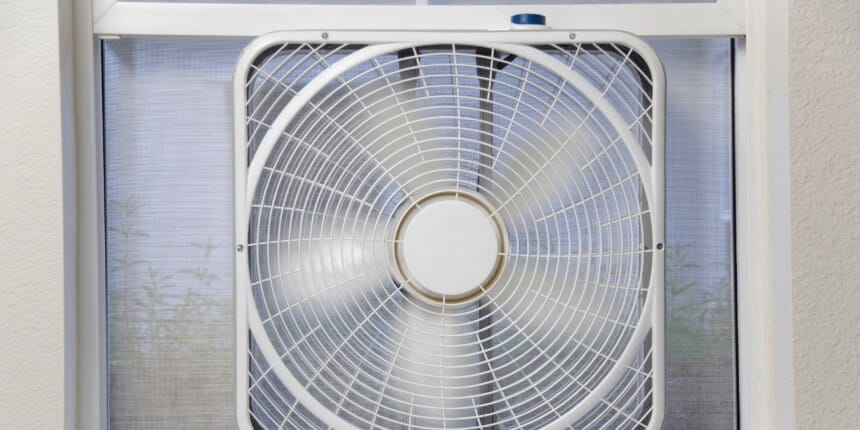 Les 6 Meilleurs Ventilateurs De Salle De Bain: l'Évacuation de l’Humidité et de l’Air Vicié (Printemps 2022)